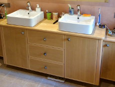 meuble pour vasque de salle de bain en chtaignier contemporain