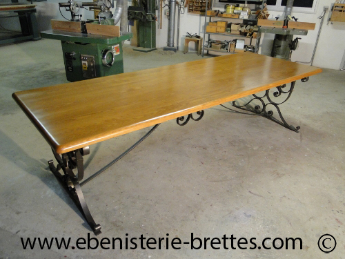 table moderne en bois sur mesure