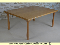 table rectangualaire en chne aux pieds originaux