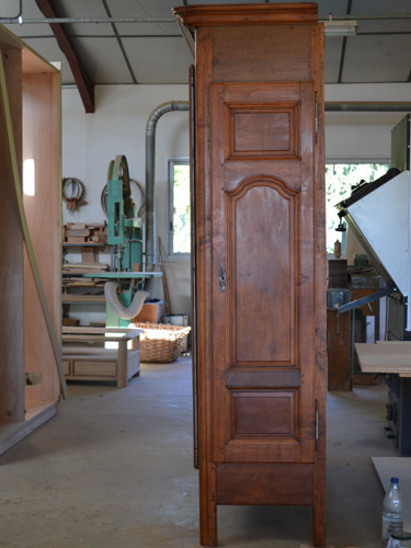 armoire bois restauree ebenisterie