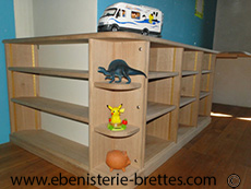 bibliotheque de chambre d'enfant