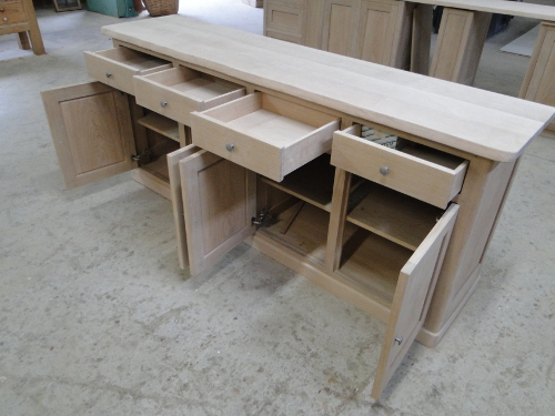 mobilier-de-fabrication-francaise-chene-naturel-buffet-bahut