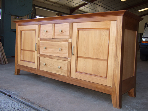 buffet d'inspiration orientale en bois sur mesure livrable partout en France