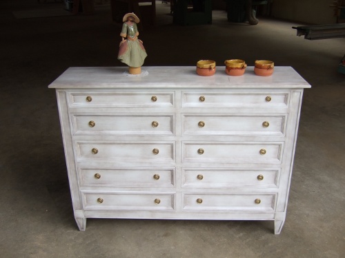 commode de style Directoire rechampie blanche