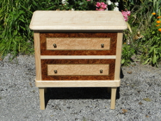 commode de style Art-Dco en bois de placage orme et rable