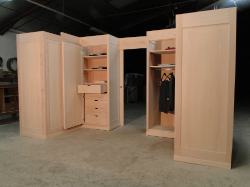 amenagement interieur dressing sur mesure en bois noble