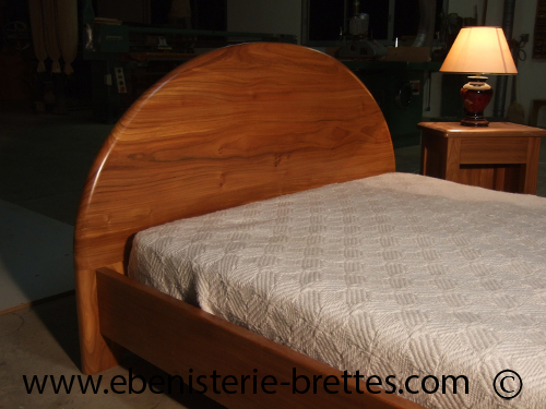 lit moderne en 160 ou 140 cm en bois