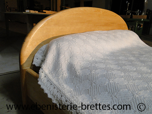 tete de lit en pin massif sur mesure