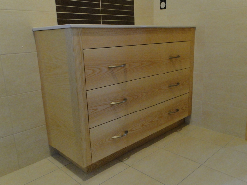 meuble suspendu salle de bain bois frêne clair