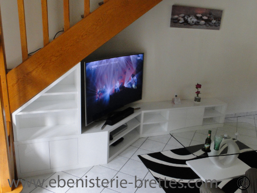 meuble de télévision blanc design de bonne qualité