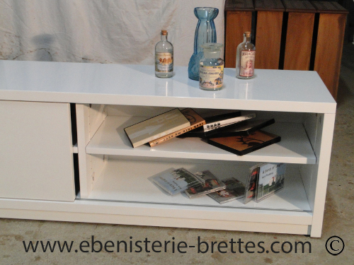 mobilier-blanc-laque-angle-etagere-murale