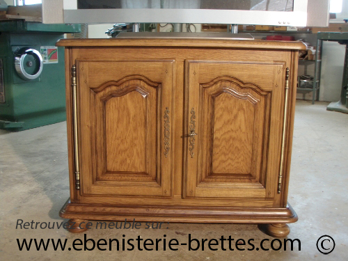 meuble de tlvision en bois massif sur mesure