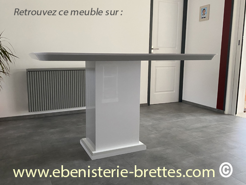 table avec pied central pour repas